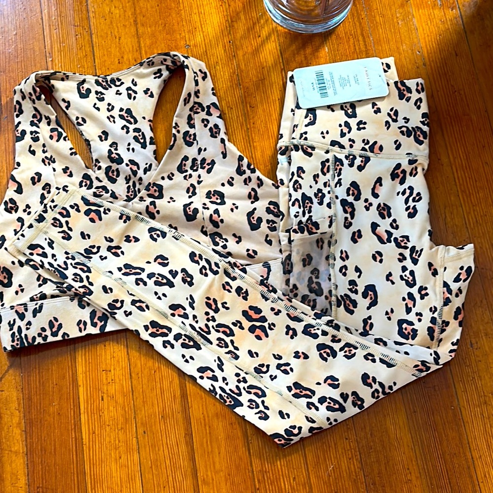 Fabletics Power Hold Animal Print Outfitt